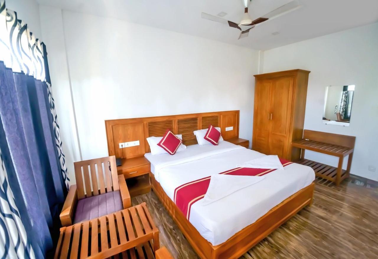 Princess De Munnar - 3 Star Hotel トリバンドラム エクステリア 写真