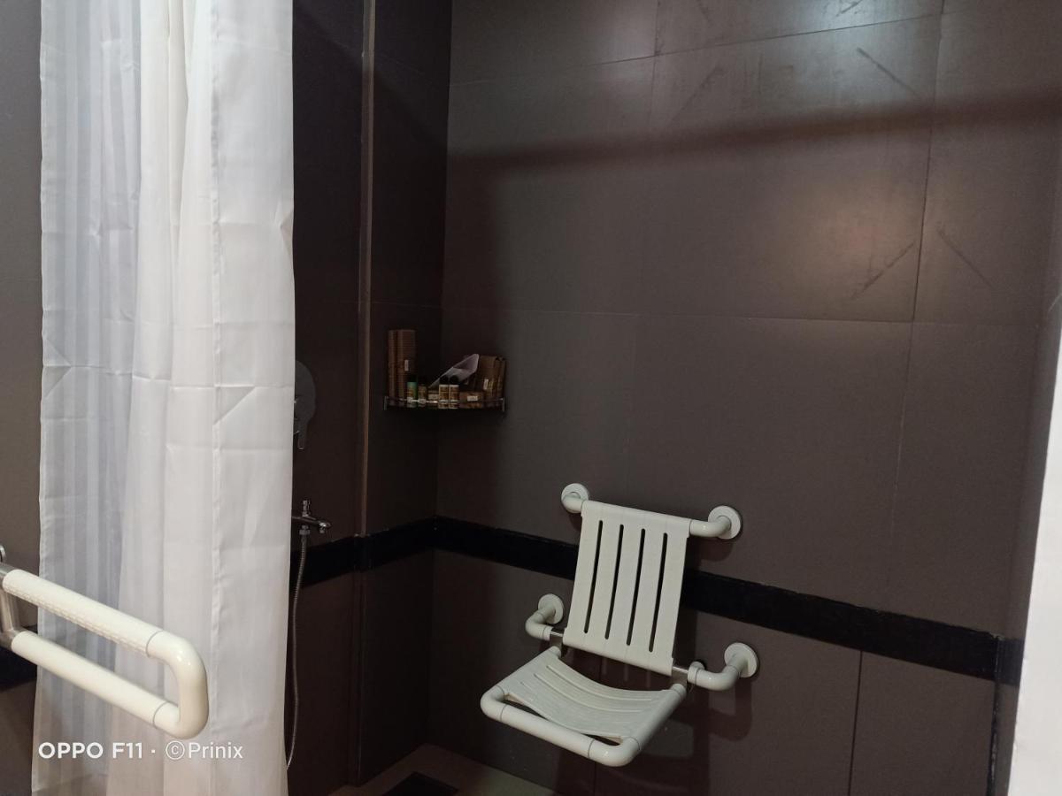 Princess De Munnar - 3 Star Hotel トリバンドラム エクステリア 写真