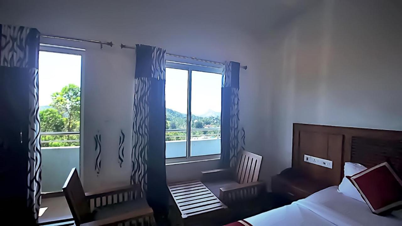 Princess De Munnar - 3 Star Hotel トリバンドラム 部屋 写真
